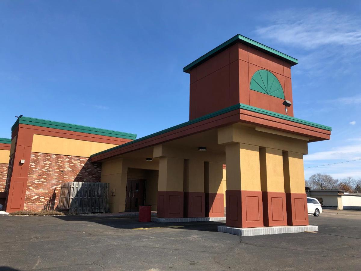 Econo Lodge Wisconsin Rapids Exterior foto