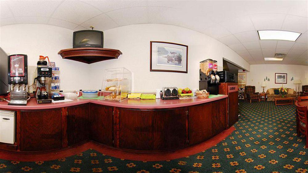 Econo Lodge Wisconsin Rapids Exterior foto